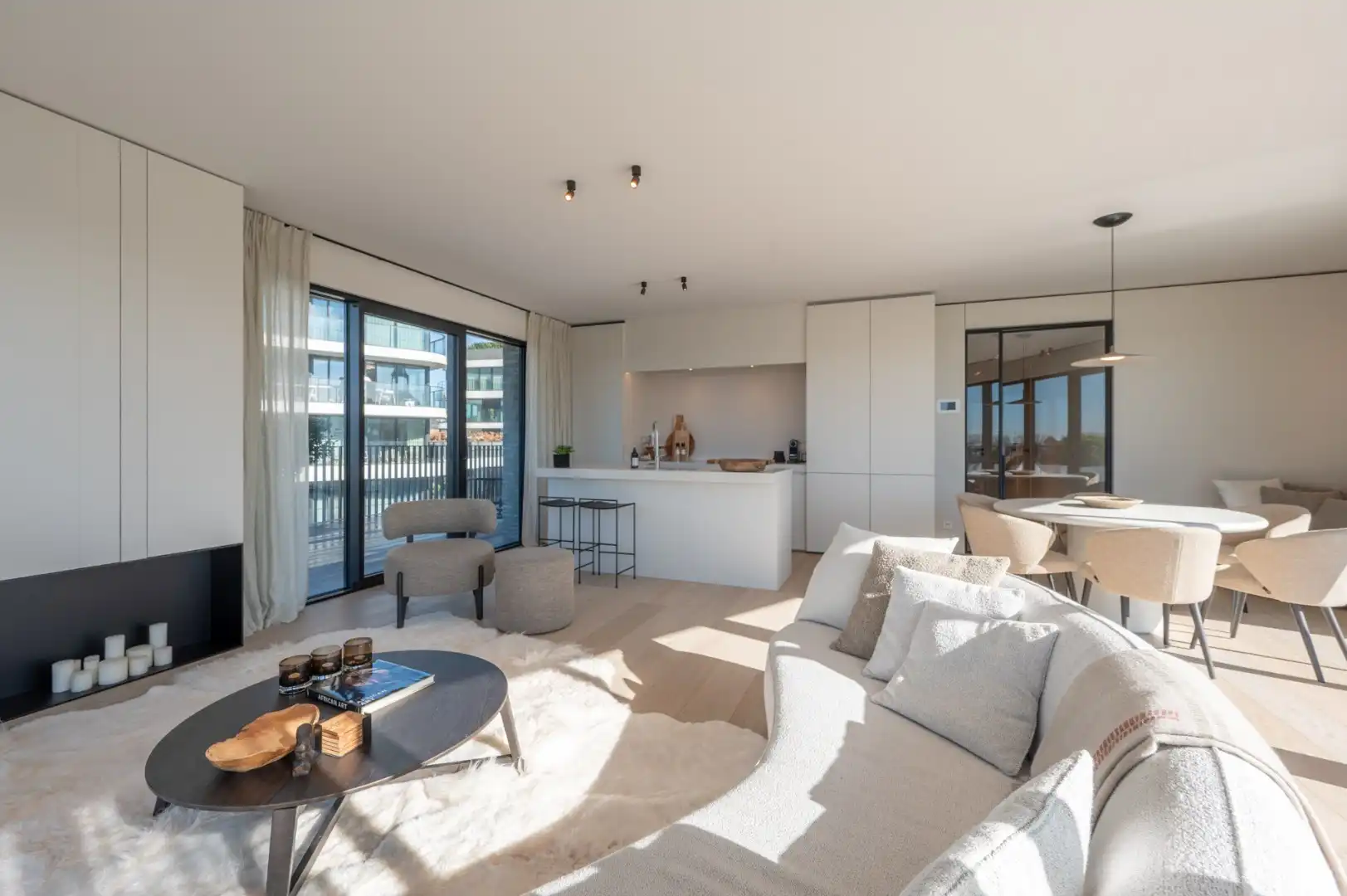 Uitzonderlijk prachtig appartement met luxe afwerking, volledig omringd door terrassen (ca. 100m²) in Duinenwater met open zichten foto 4