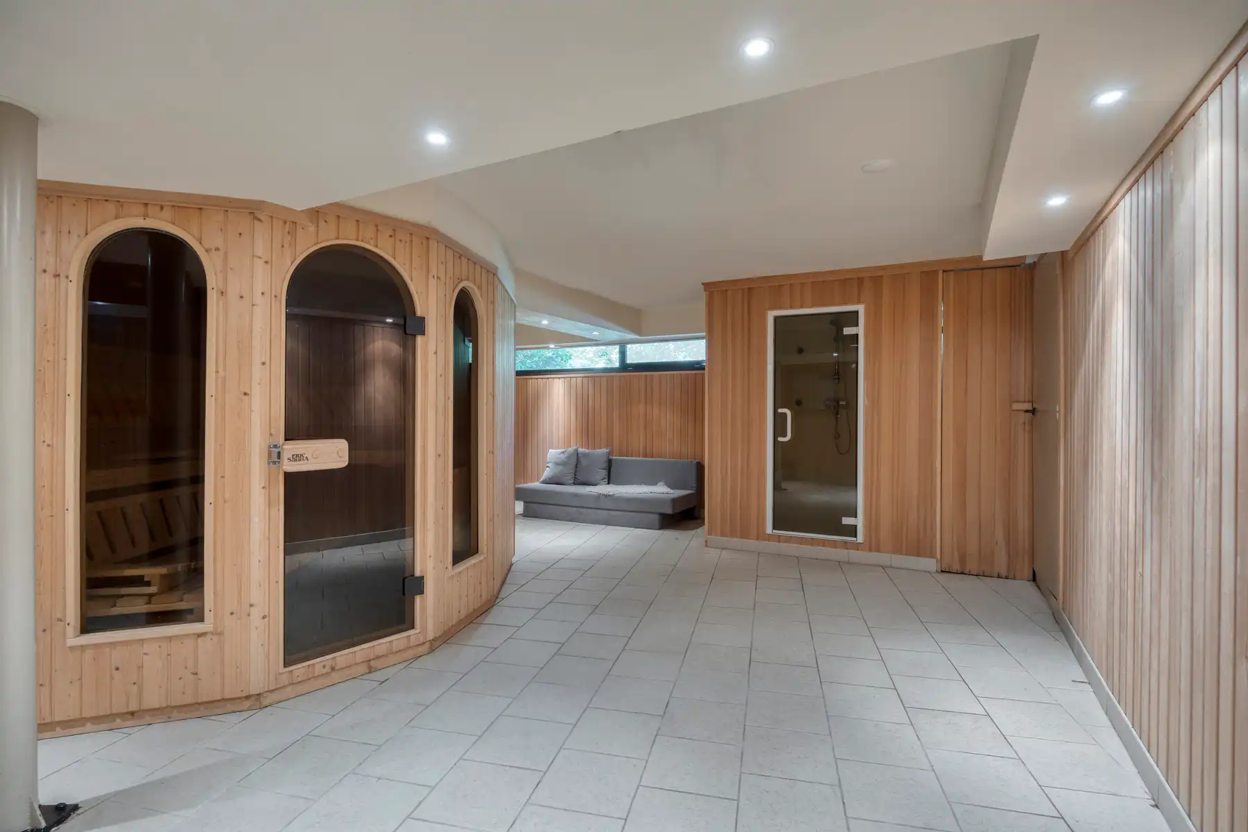 Ruime architectenvilla op toplocatie in Kapellen. foto 29