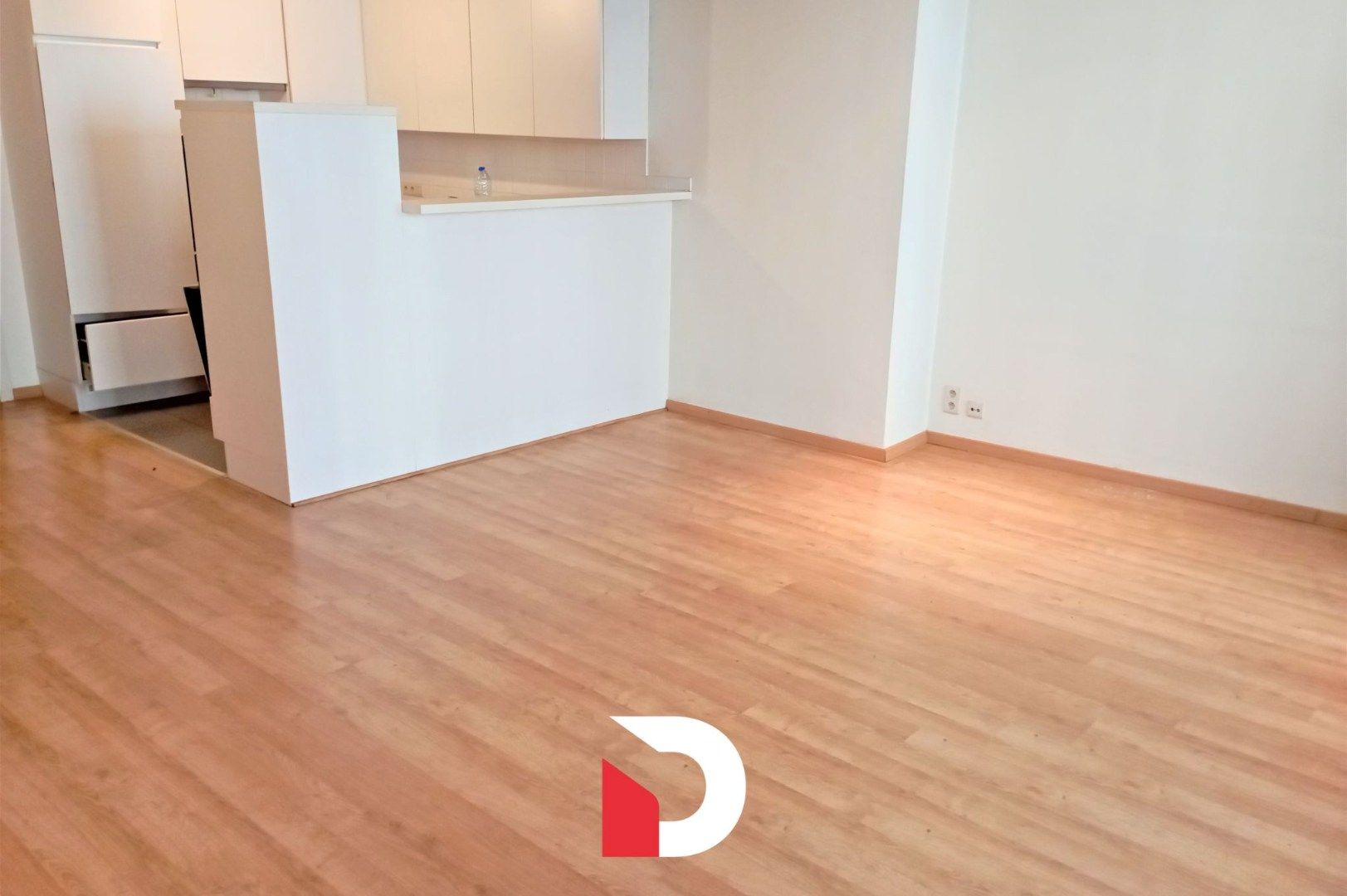 Gelijkvloers tweeslaapkamer-appartement in hartje Brugge foto 3