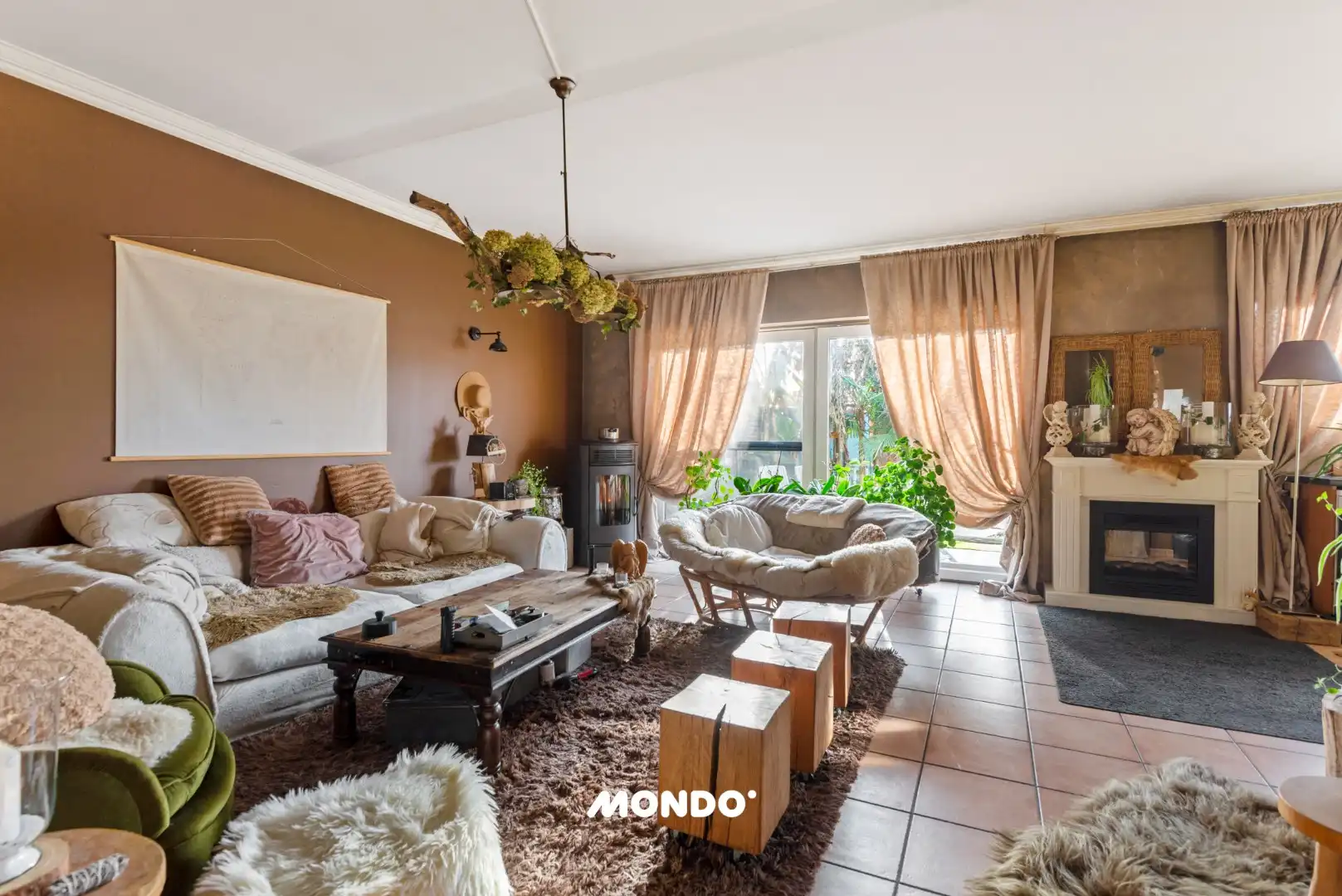 Ruime gezinswoning 4 slaapkamers met tuin, vijver en garage foto 9