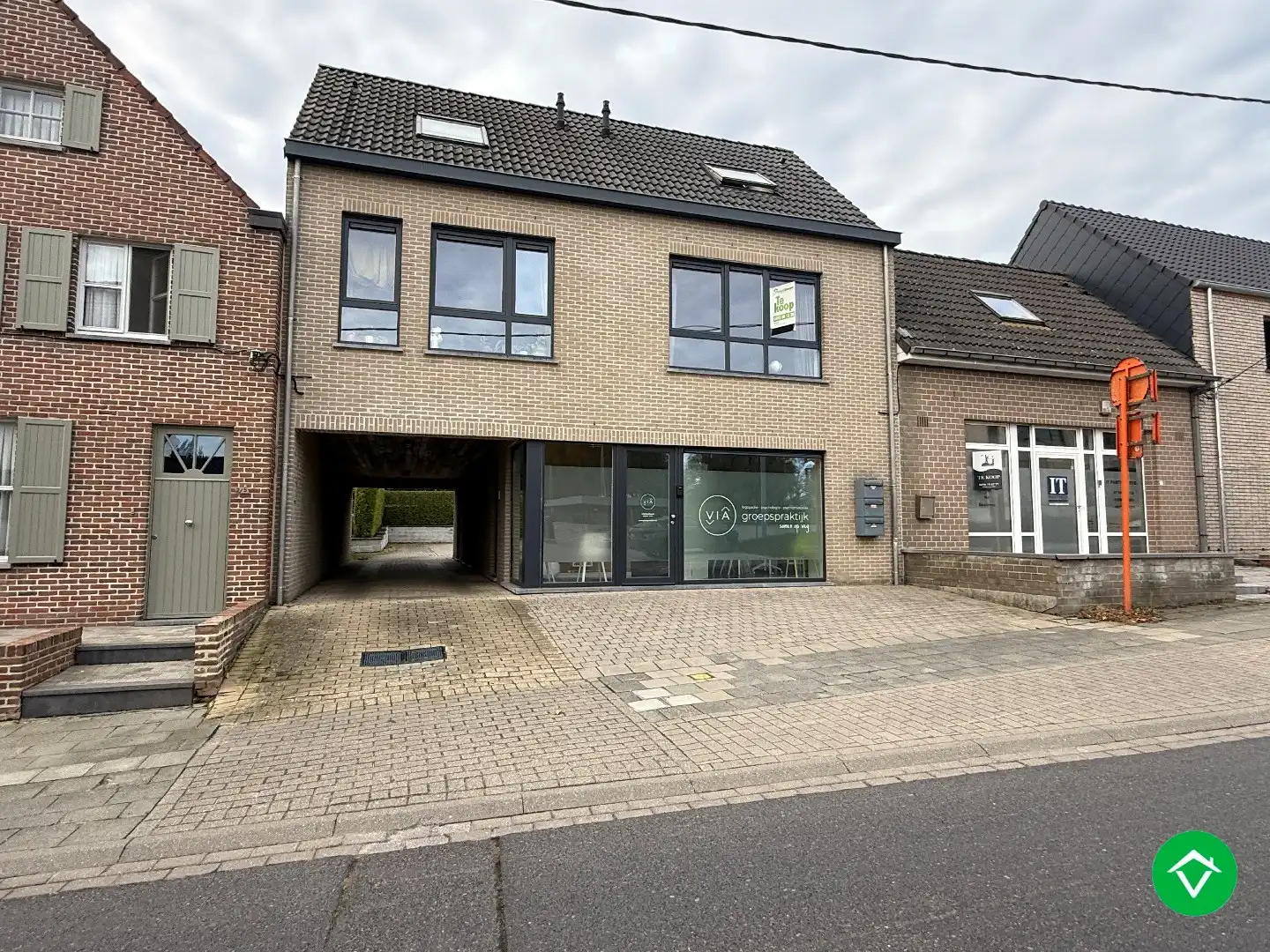 Duplexappartement met twee slaapkamers, zonneterras en parking te Moorslede  foto 18