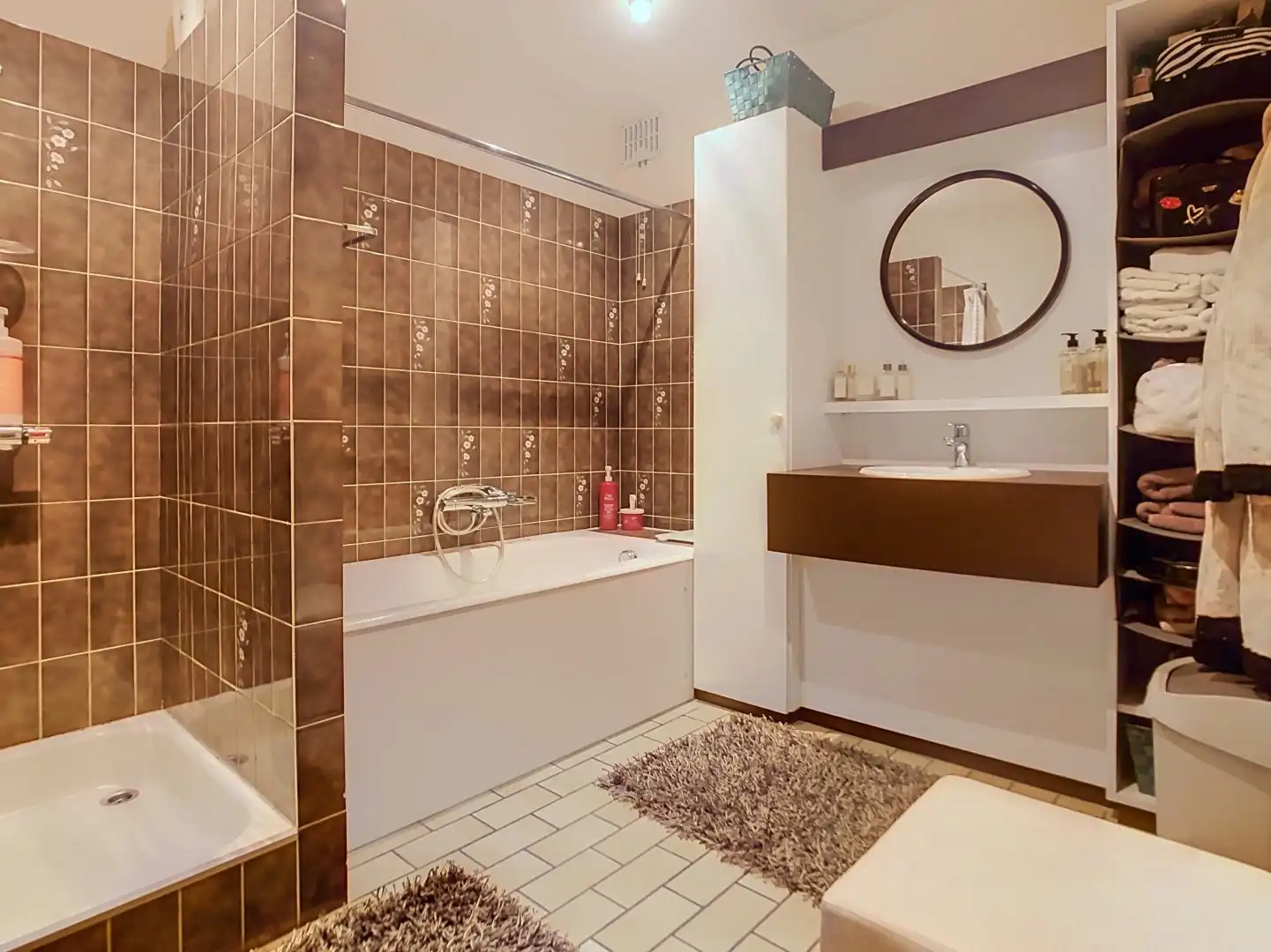 Ruime alleenstaande woning nabij centrum Staden  foto 7