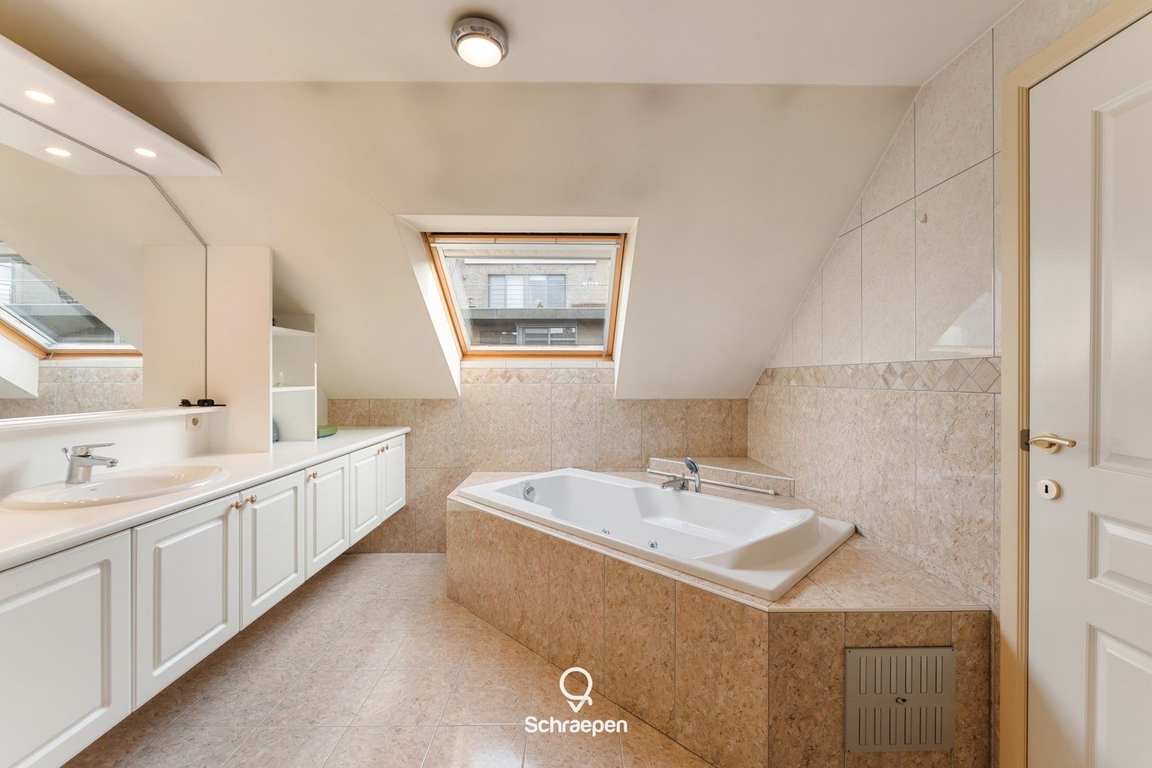 Energiezuinig luxe-appartement (228 m²) met 4 slpks in het hartje van Zonhoven! foto 20