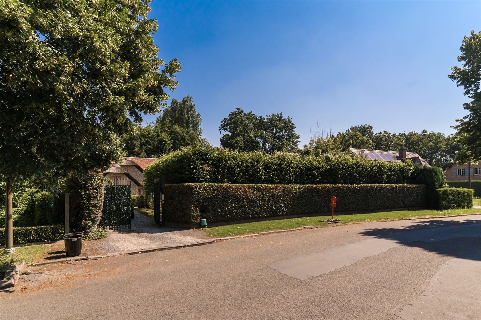 Authentieke hoeve met 4 slpks, poolhouse en zwembad foto 39