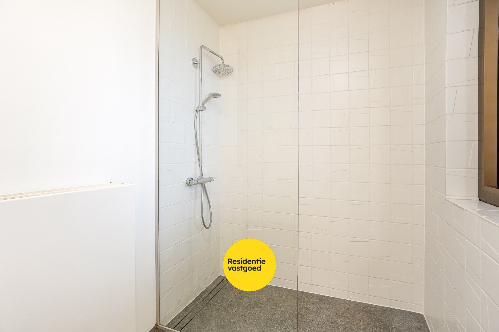 Prachtig modern appartement te huur in het centrum van Jabbeke foto 11