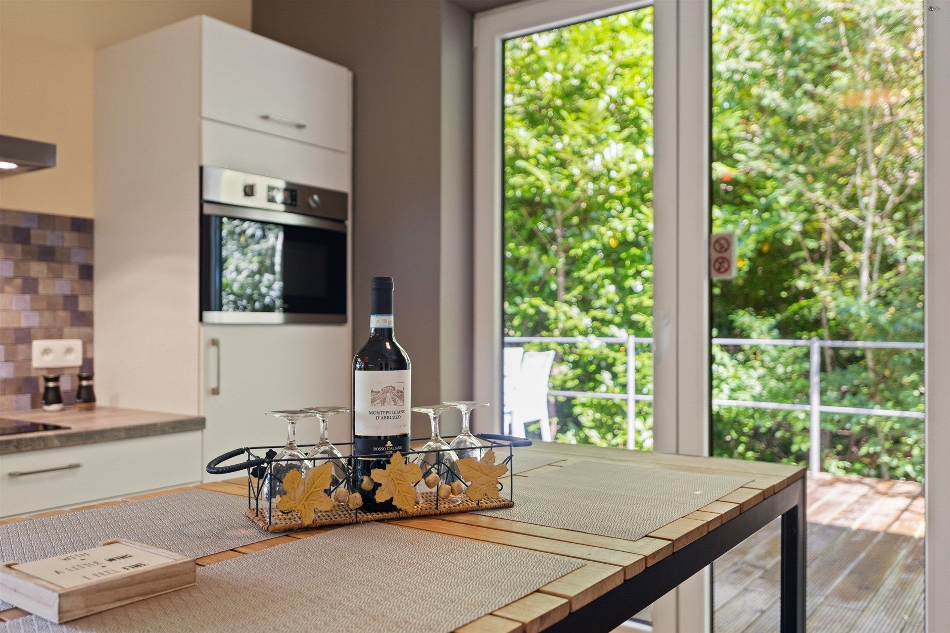 Fantastisch gelegen nieuwbouwchalet foto 6