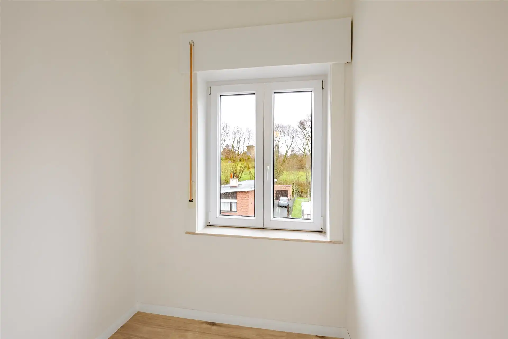 Charmante gezinswoning met tuin en zijdoorgang in rustige straat te Denderleeuw foto 17