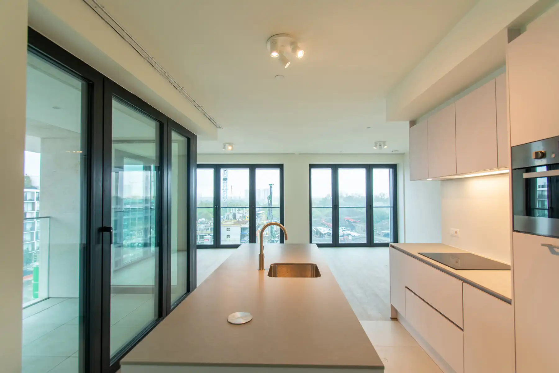 2-slpk app. met terras en zicht op Schelde foto 2