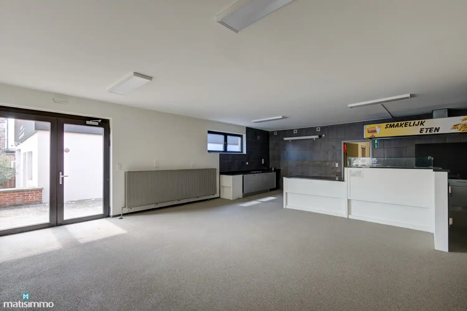 HANDELSGELIJKVLOERS MET DUPLEXAPPARTEMENT VOORZIEN VAN PARKEERGELEGENHEID NABIJ CENTRUM TONGEREN foto 7