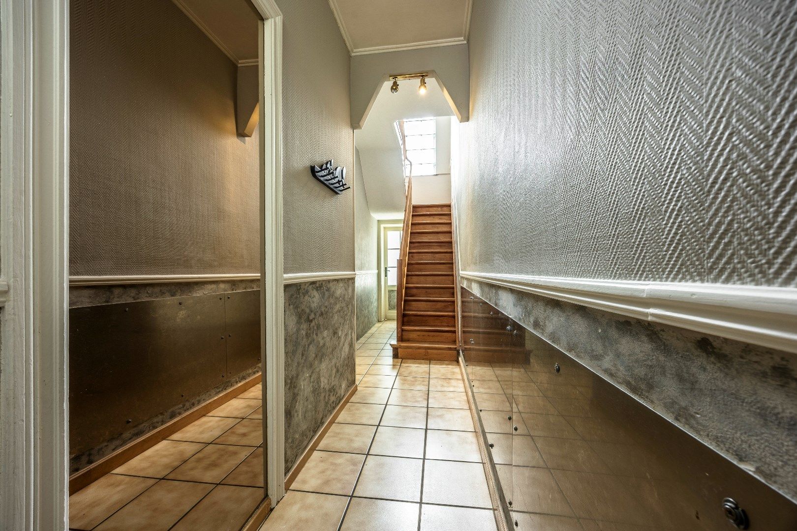 WONING MET 3 SLAAPKAMERS EN TUIN foto 3