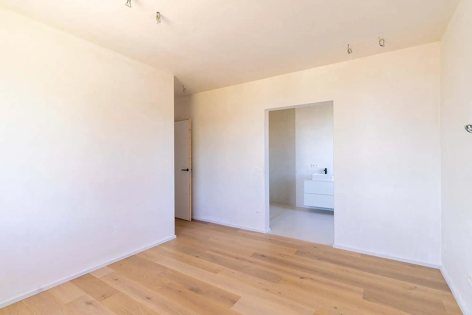 Ruim appartement met drie slaapkamers en terras in Brecht foto 6