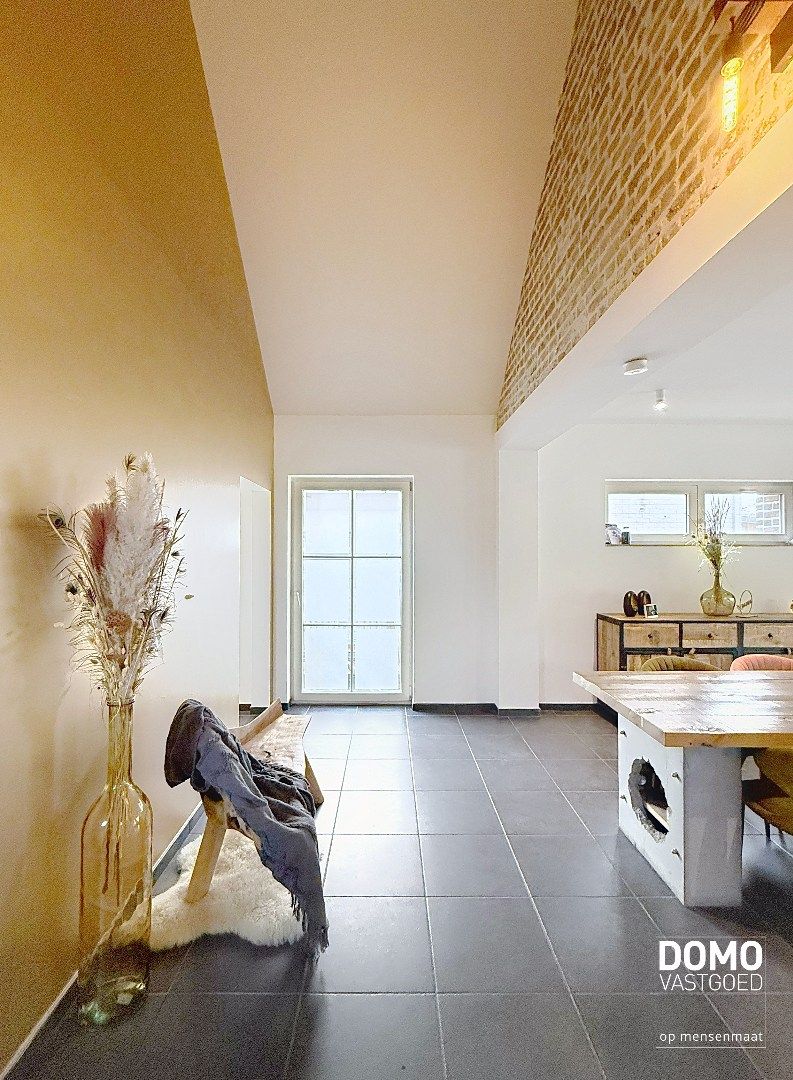 Ruime charmante woning met 3 slaapkamers - 244m² - EPC: B  foto 2