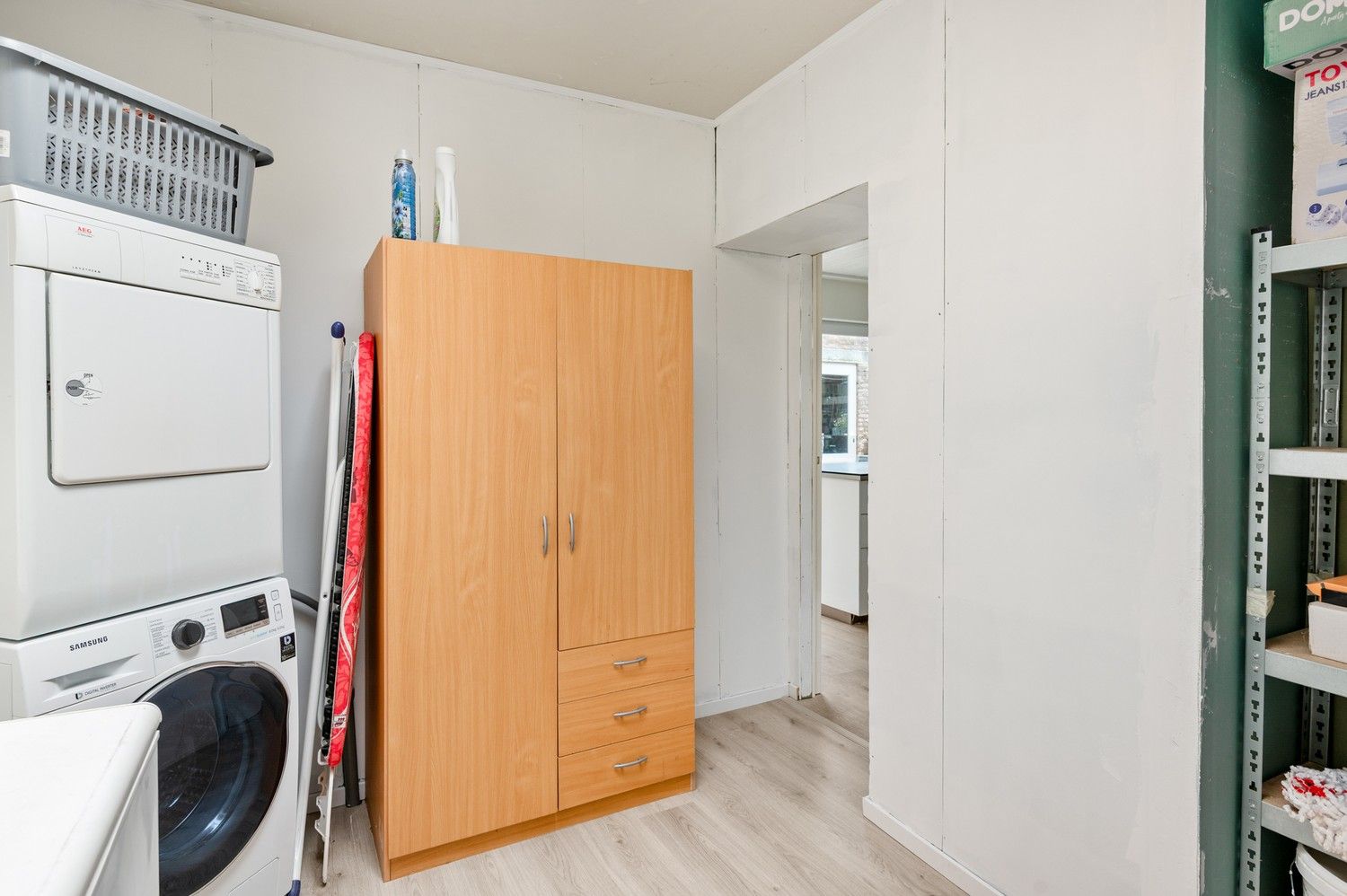 HOB met 3 a 6 slaapkamers en tuin te koop in Wommelgem! foto 13