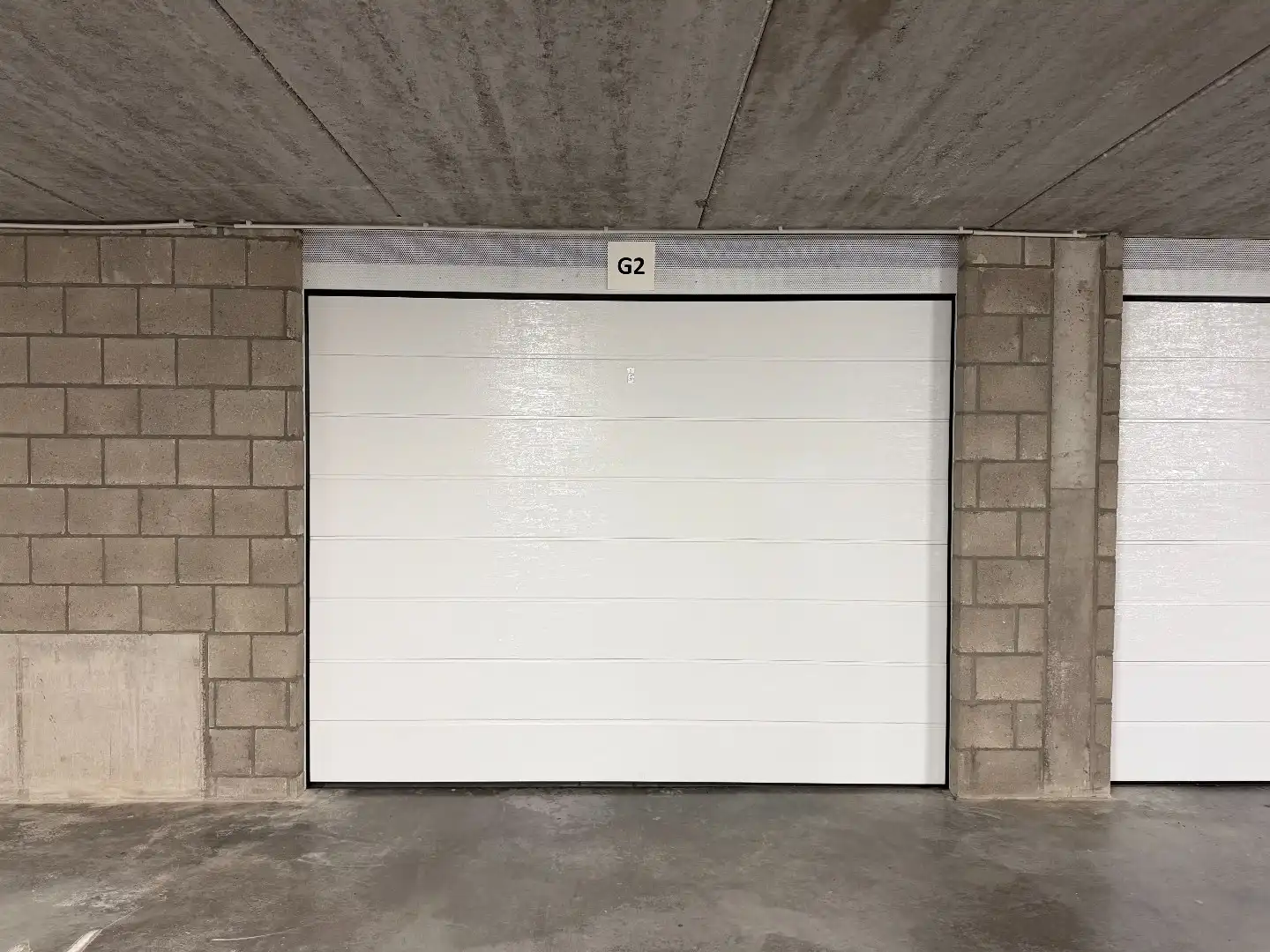 Ondergrondse garageboxen - Sint-Michiels foto {{pictureIndex}}
