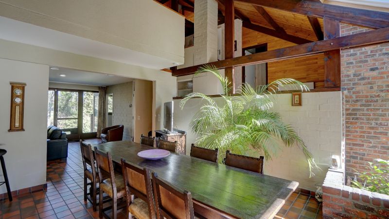 Moderne villa stijl van 245m² op 14 are palende aan golfdomein foto 21