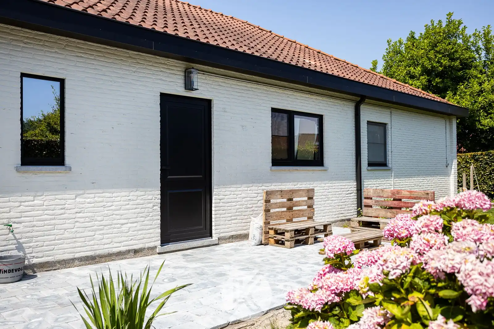 Tijdloze bungalow met stijlvolle afwerking foto 21