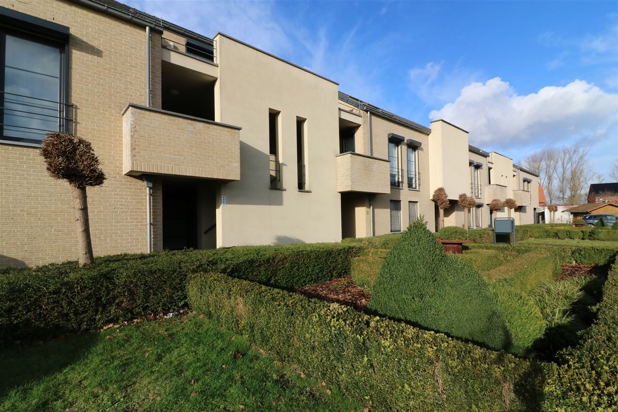 Duplex met groot terras, twee slpk en afgesloten garage foto 30