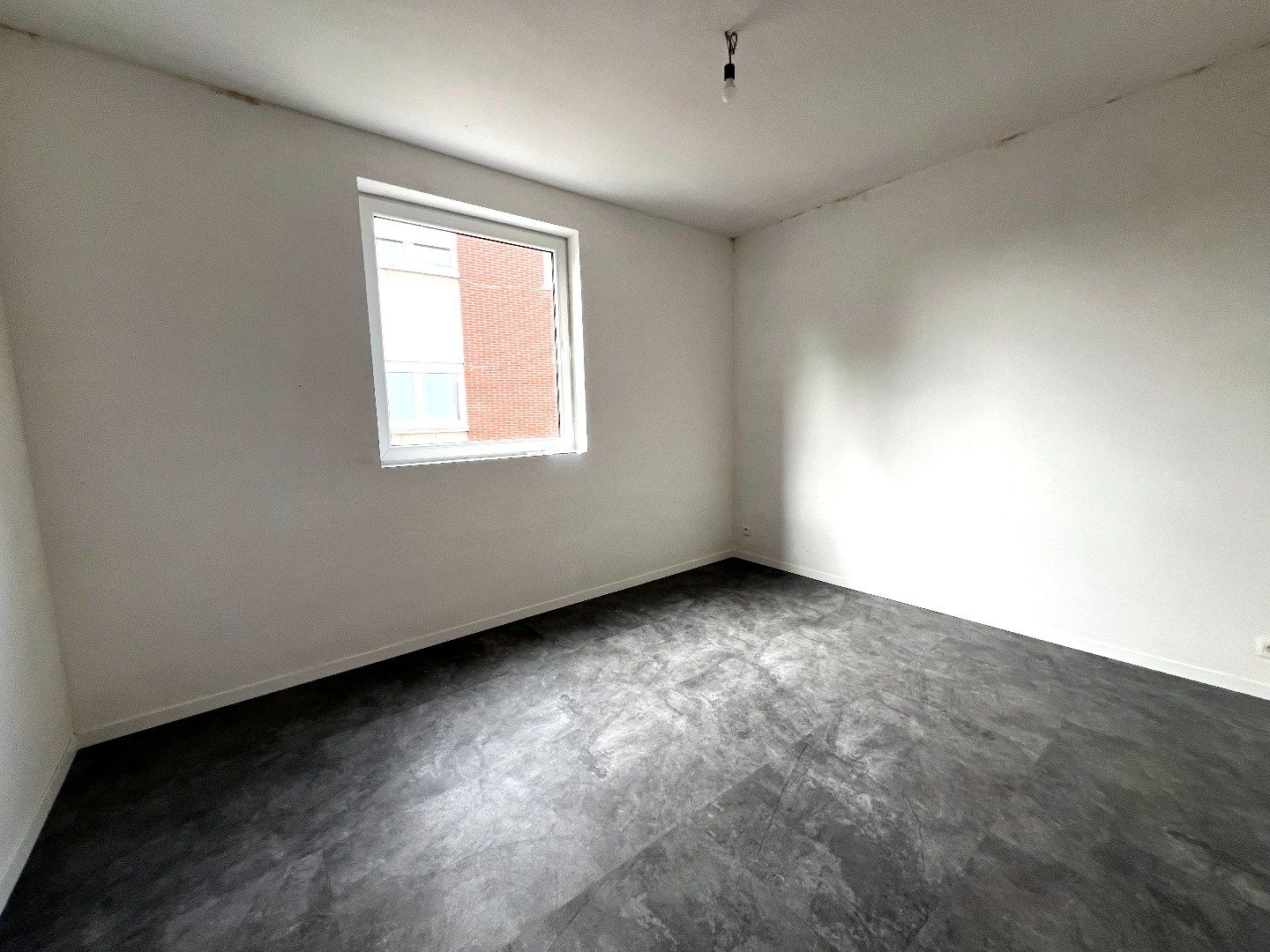 🌞 Energiezuinig en instapklaar appartement te huur in hartje Harelbeke! foto 17