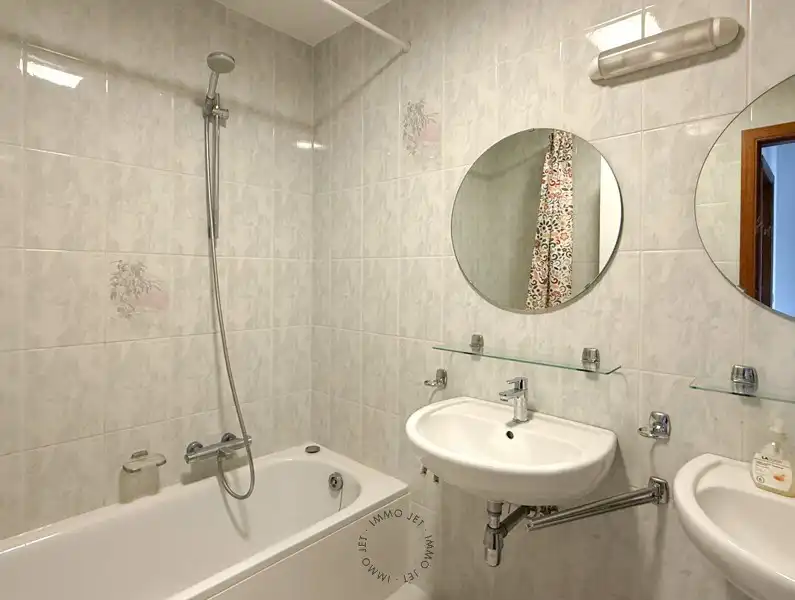 Appartement met terras en garage in Zwijndrecht foto 9