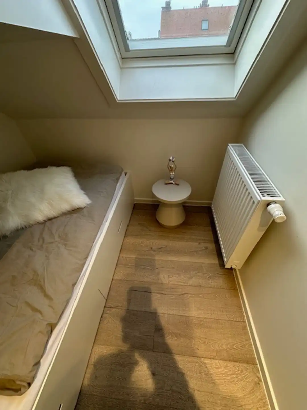 Stijlvol gerenoveerd appartement op een zucht van de zee! foto 10