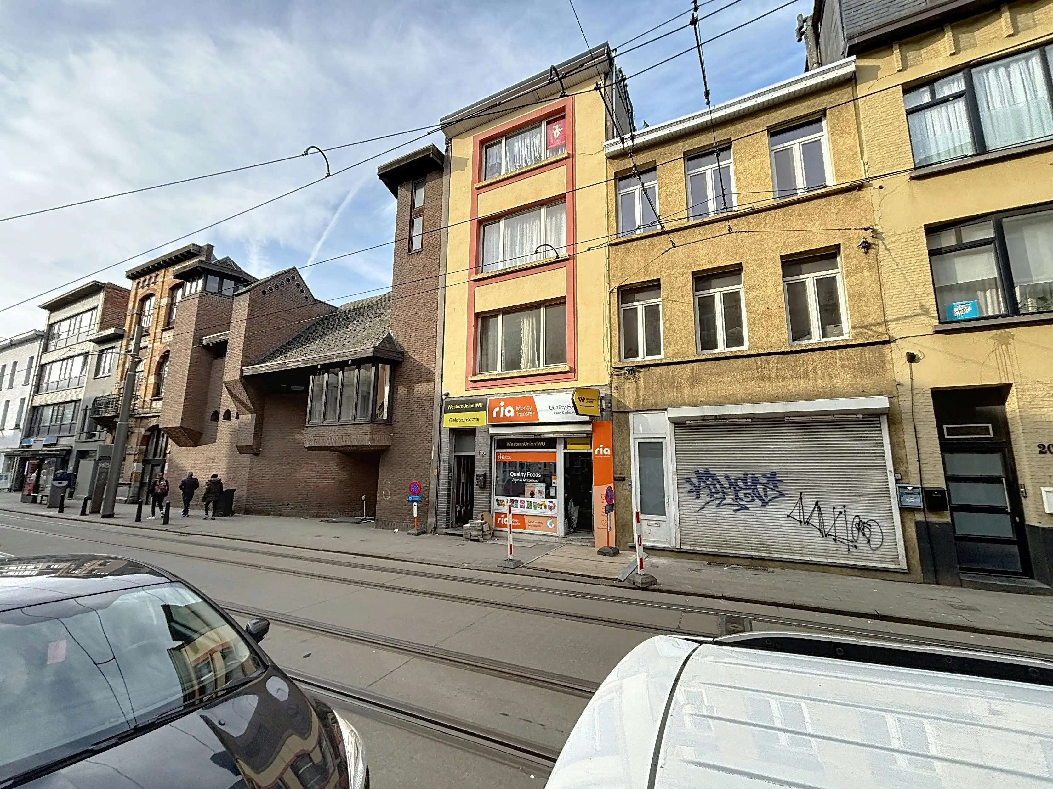 Opbrengsteigendom te koop Antwerpen Noord foto {{pictureIndex}}