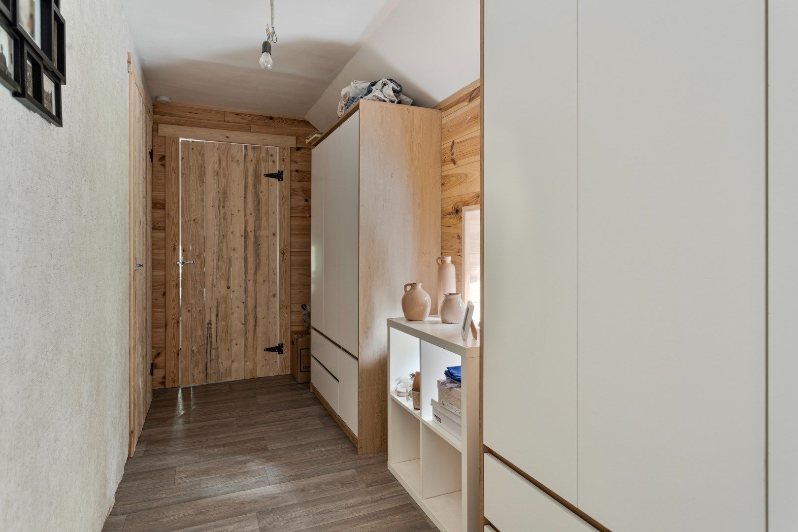 Gerenoveerde karaktervolle woning met 4 / 6 slpks op 1.990 m² in bosrijk gebied ! foto 21
