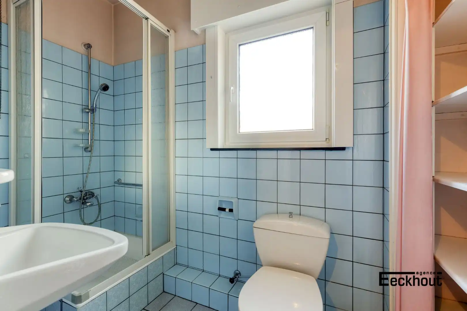 Zeer verzorgde woning met gezellige tuin in de Vuurtorenwijk te Oostende. foto 14