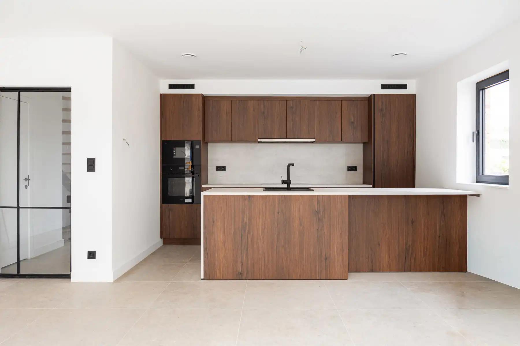 Modern en energiezuinig wonen met prachtig uitzicht. foto 4