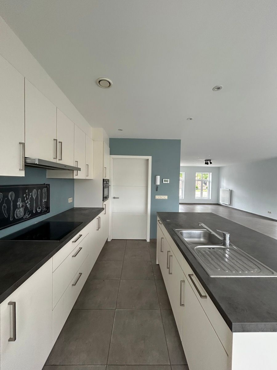 VASTGOED RIJKEN: Prachtige halfvrijstaande nieuwbouwwoning met 3 slaapkamers en mooie tuin! foto 8