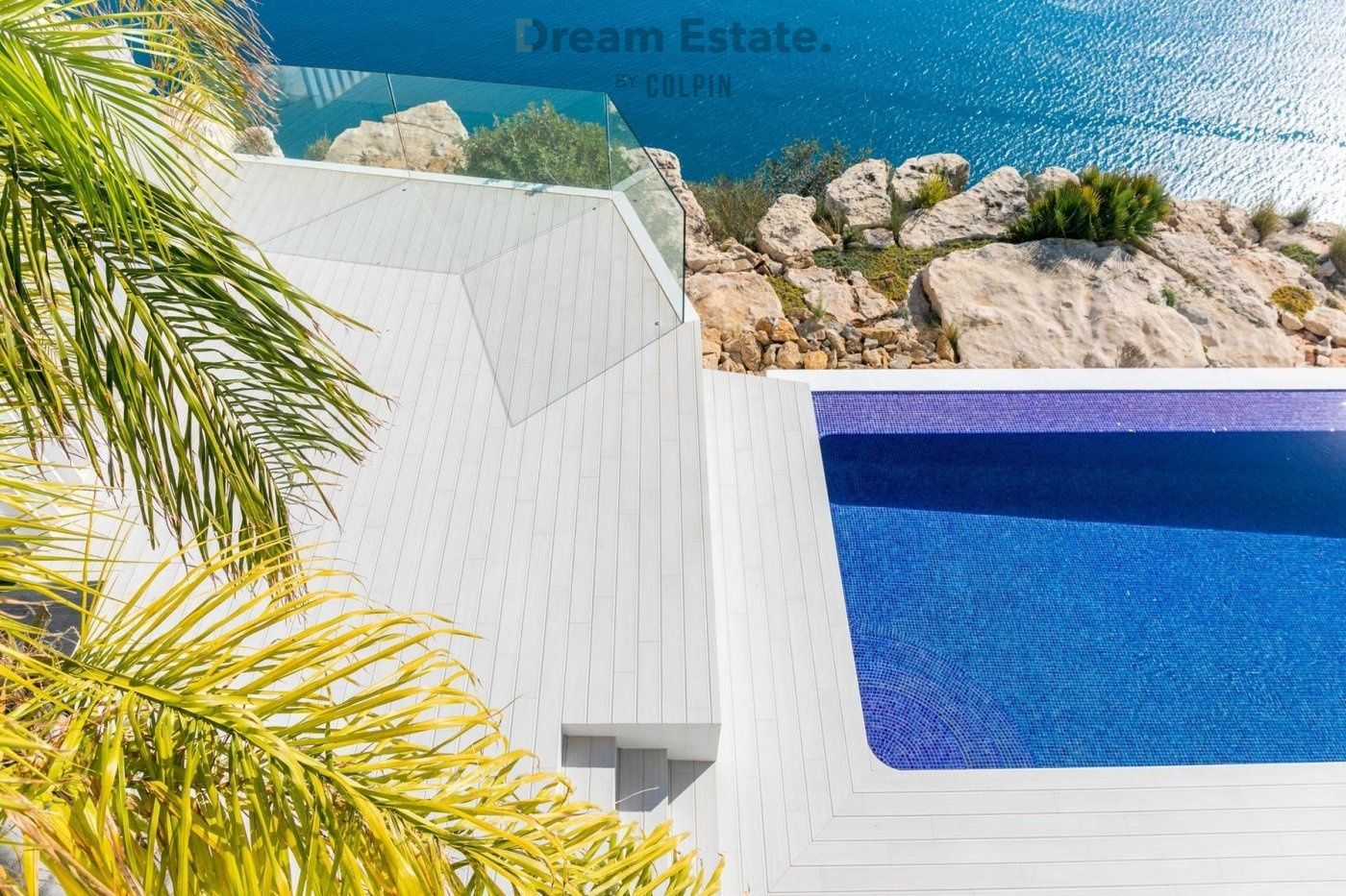 Villa op de eerste lijn foto 14