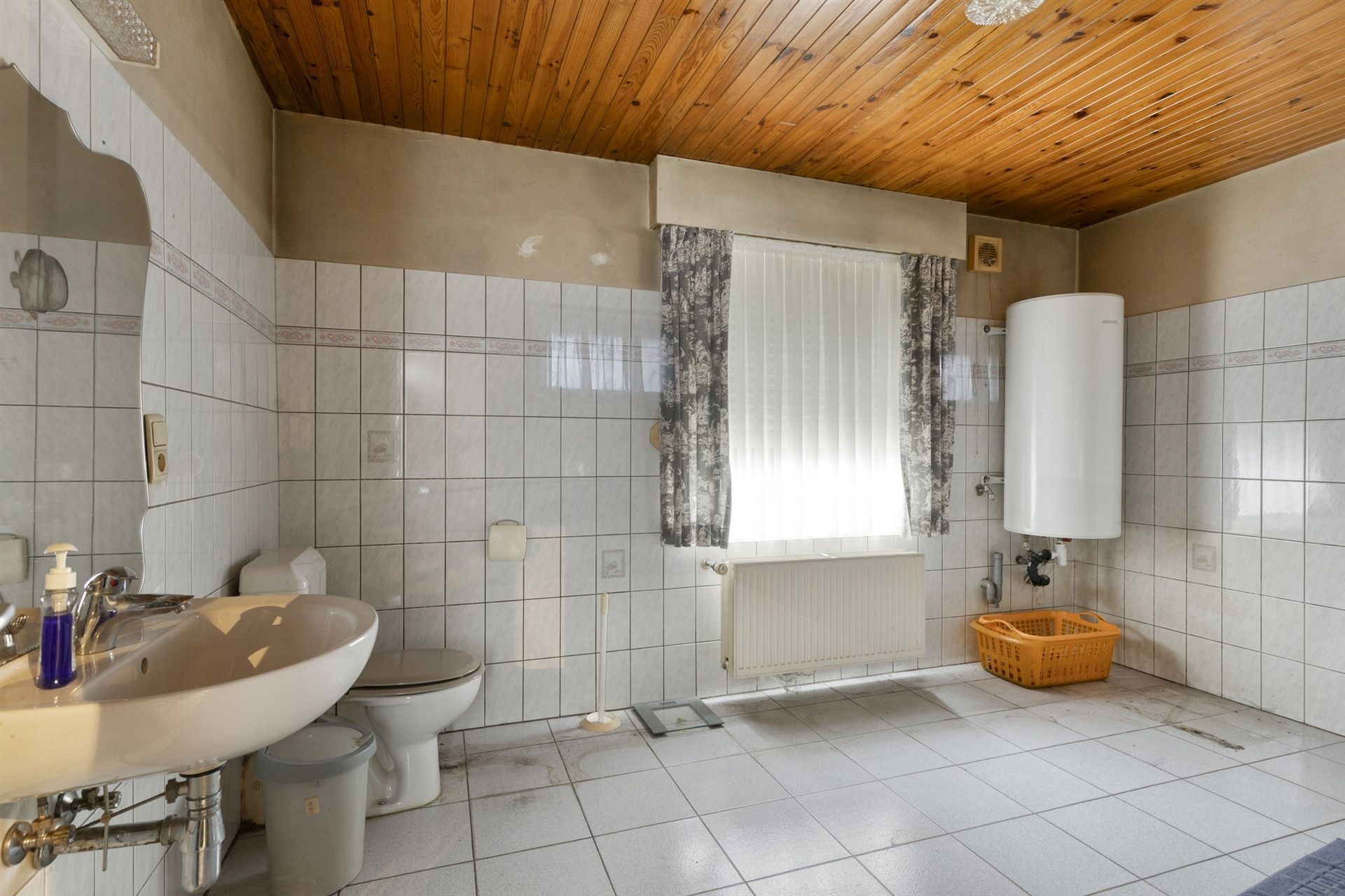 ONDER COMPROMIS! Landelijk zicht achter deze te renoveren woning  foto 11