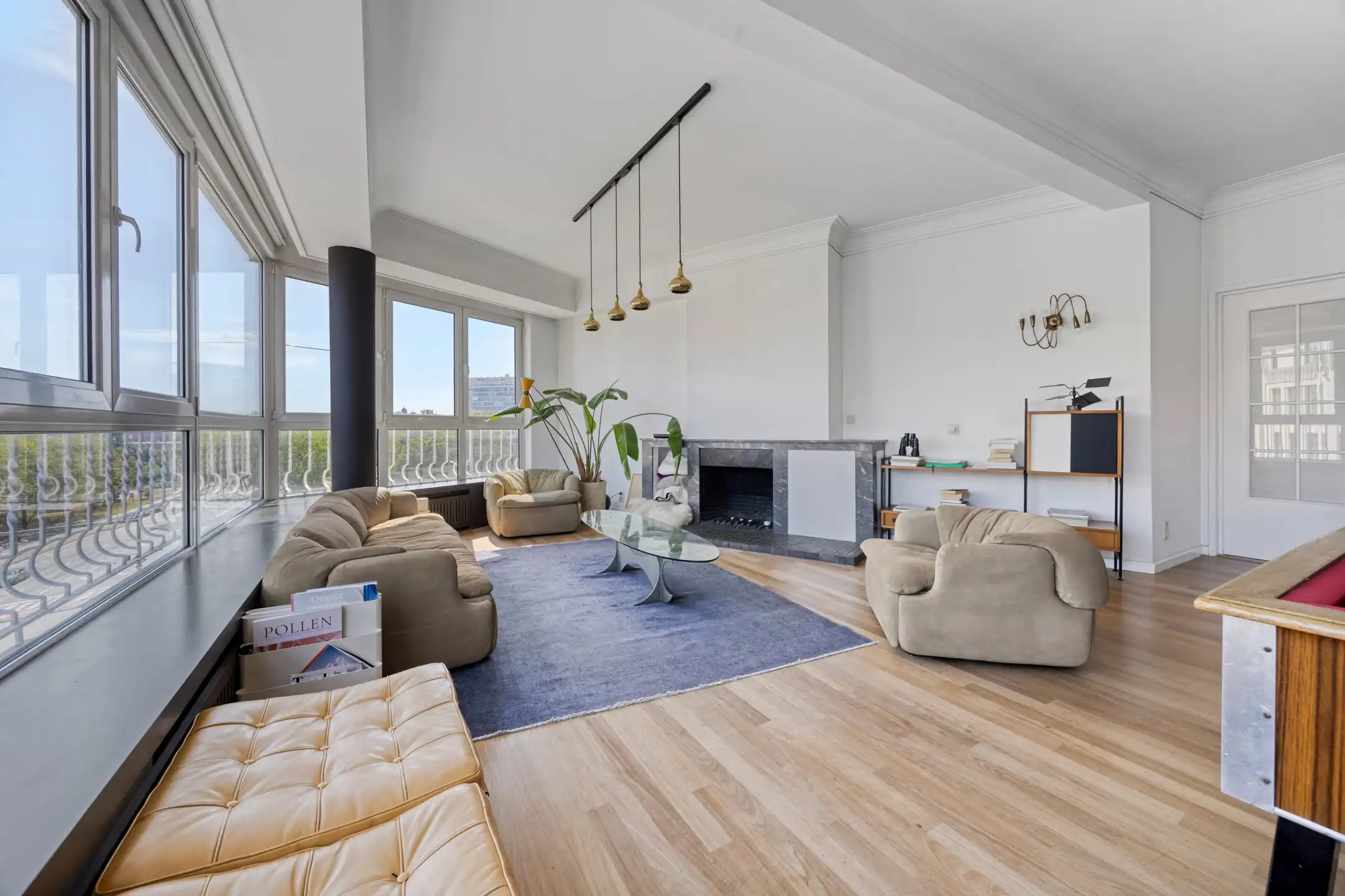 Art-decoappartement met garagebox foto 9