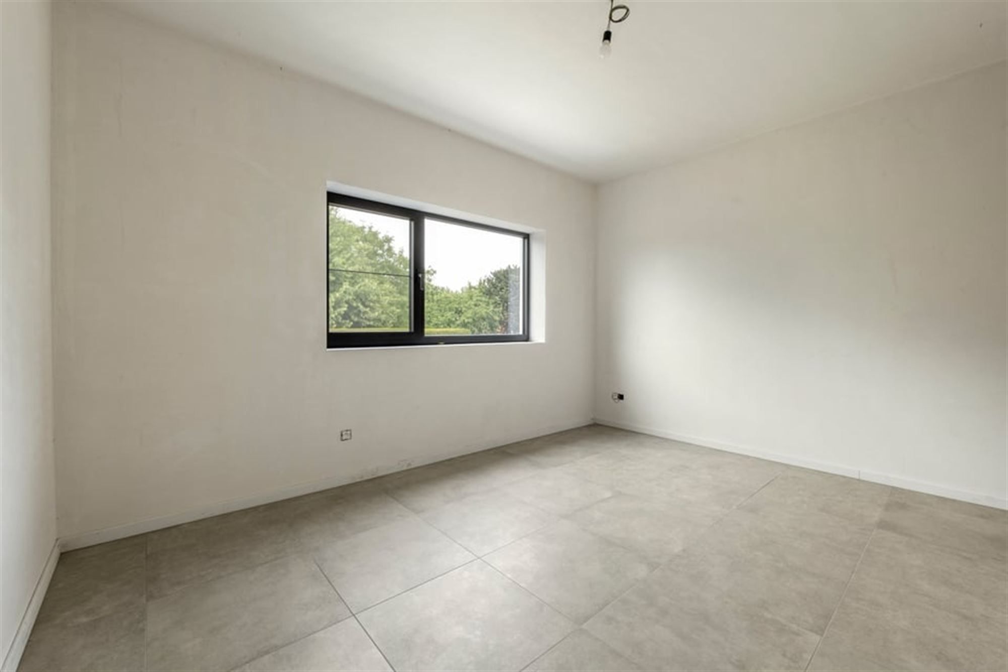 KNAPPE NIEUWBOUWWONING IN MODERNE STIJL  foto 30