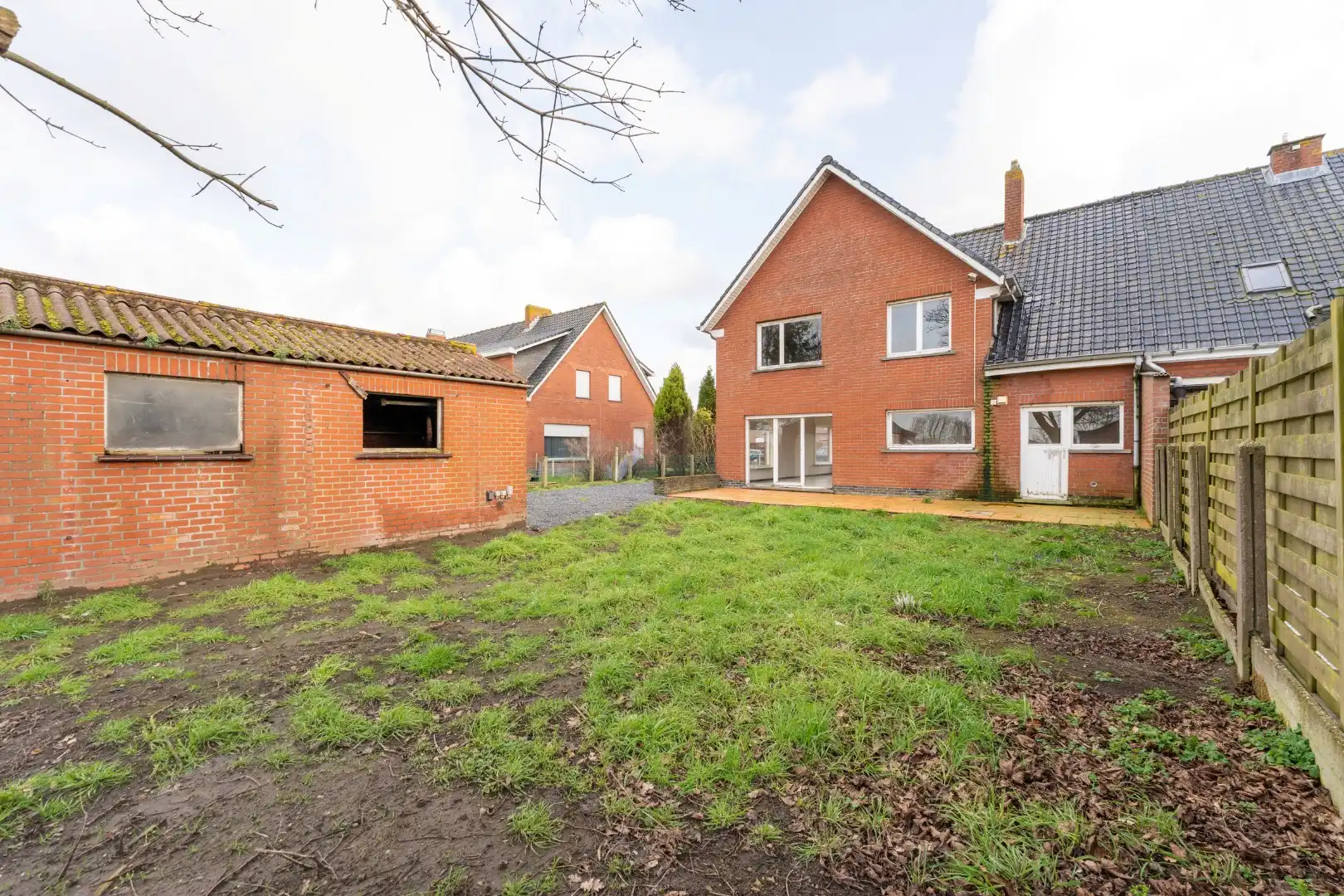 Halfopen blikvanger met grote tuin en 4 slaapkamers in rustige woonwijk in koekelare foto 24