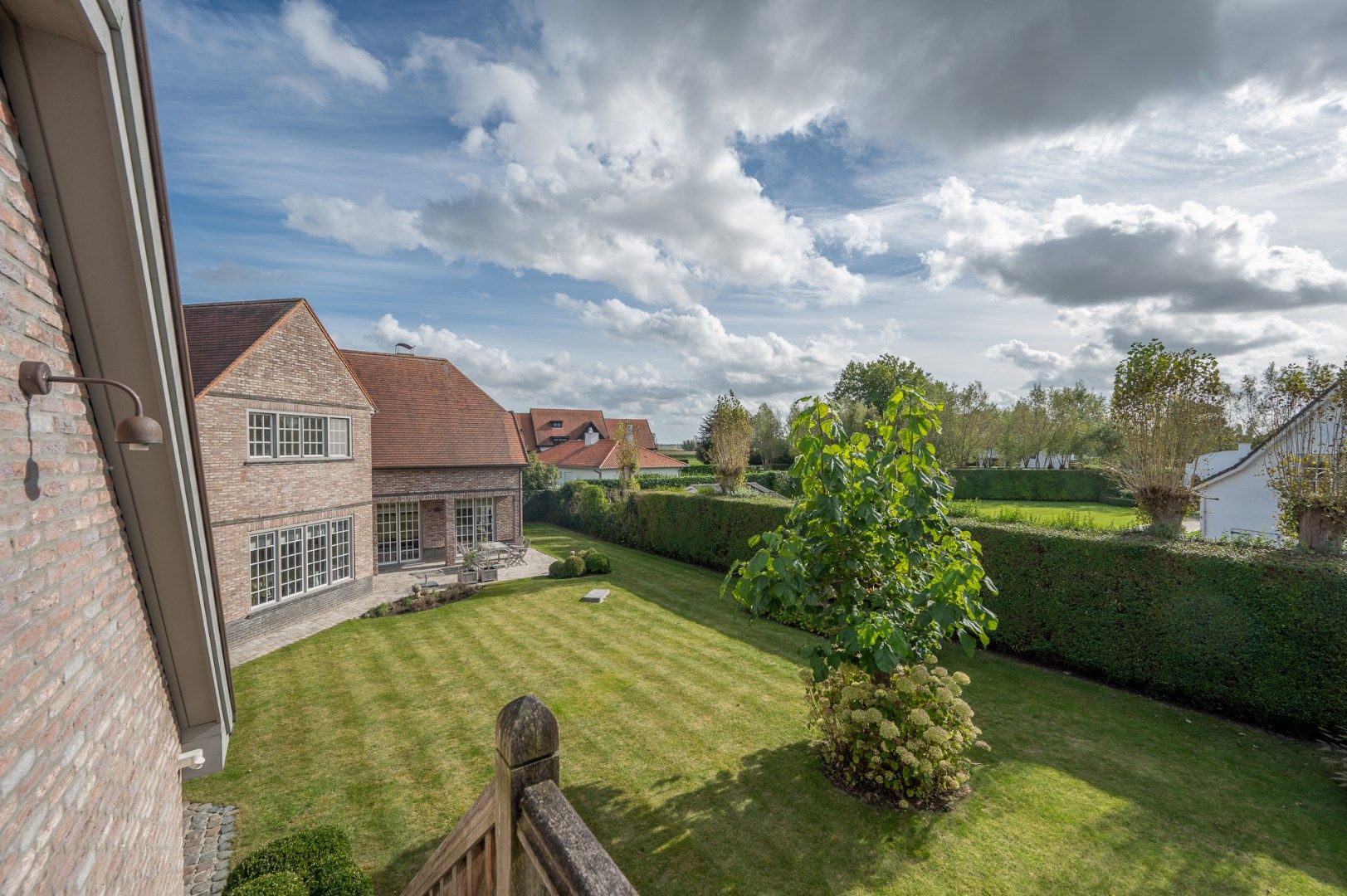 Statige villa op een rustige en residentiële ligging in het Zoute, genietend van alle privacy foto 23