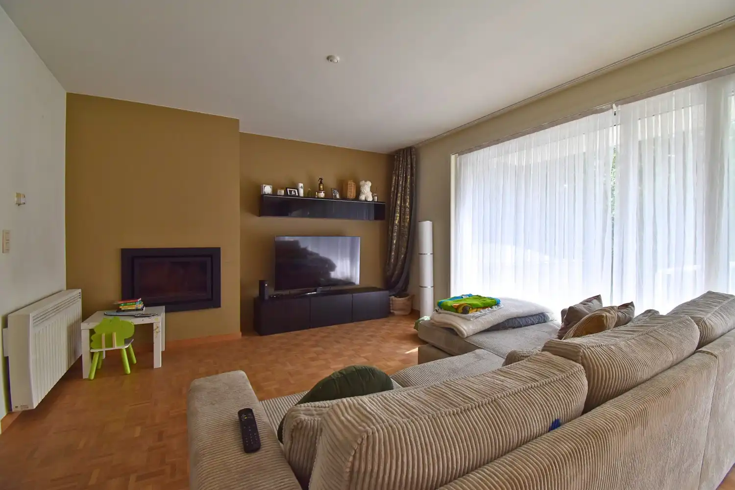 3-slaapkamer appartement te huur nabij het centrum van Sint-Pieters-Leeuw foto 3