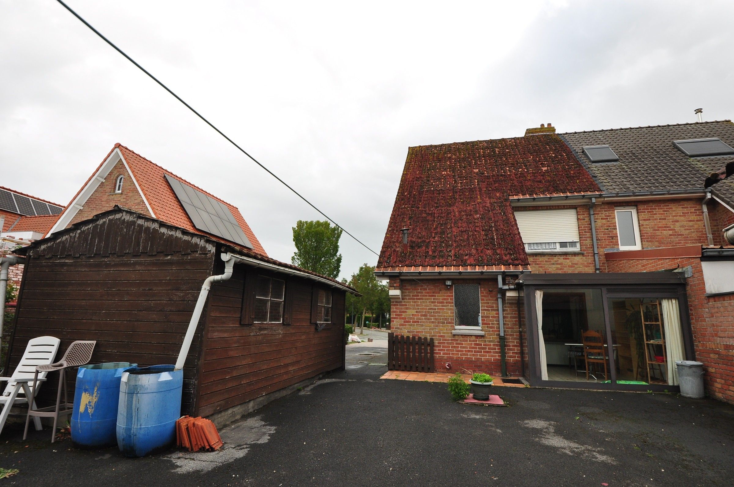 Half-openbebouwing met grote tuin en garage  ! foto 22