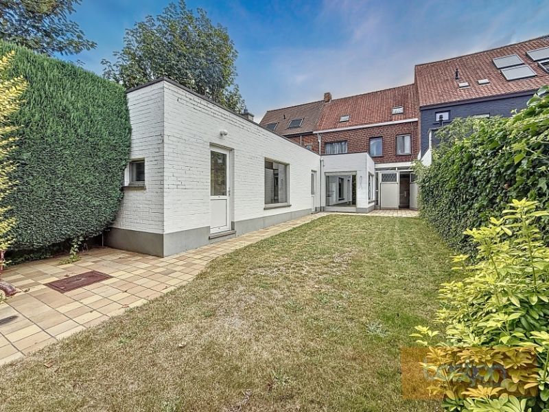 Te koop: ruime woning met veel mogelijkheden in Marke! foto 10