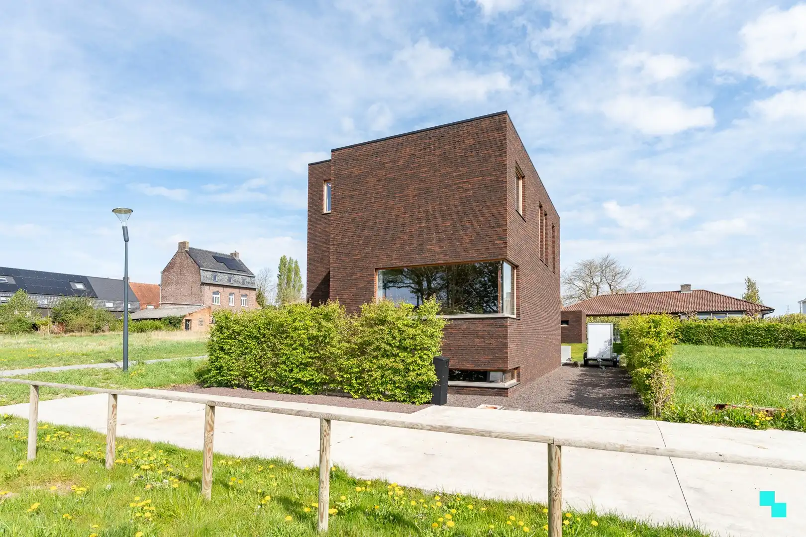 Architecturale (quasi)nieuwbouwwoning op rustige verkaveling te Lendelede foto 29