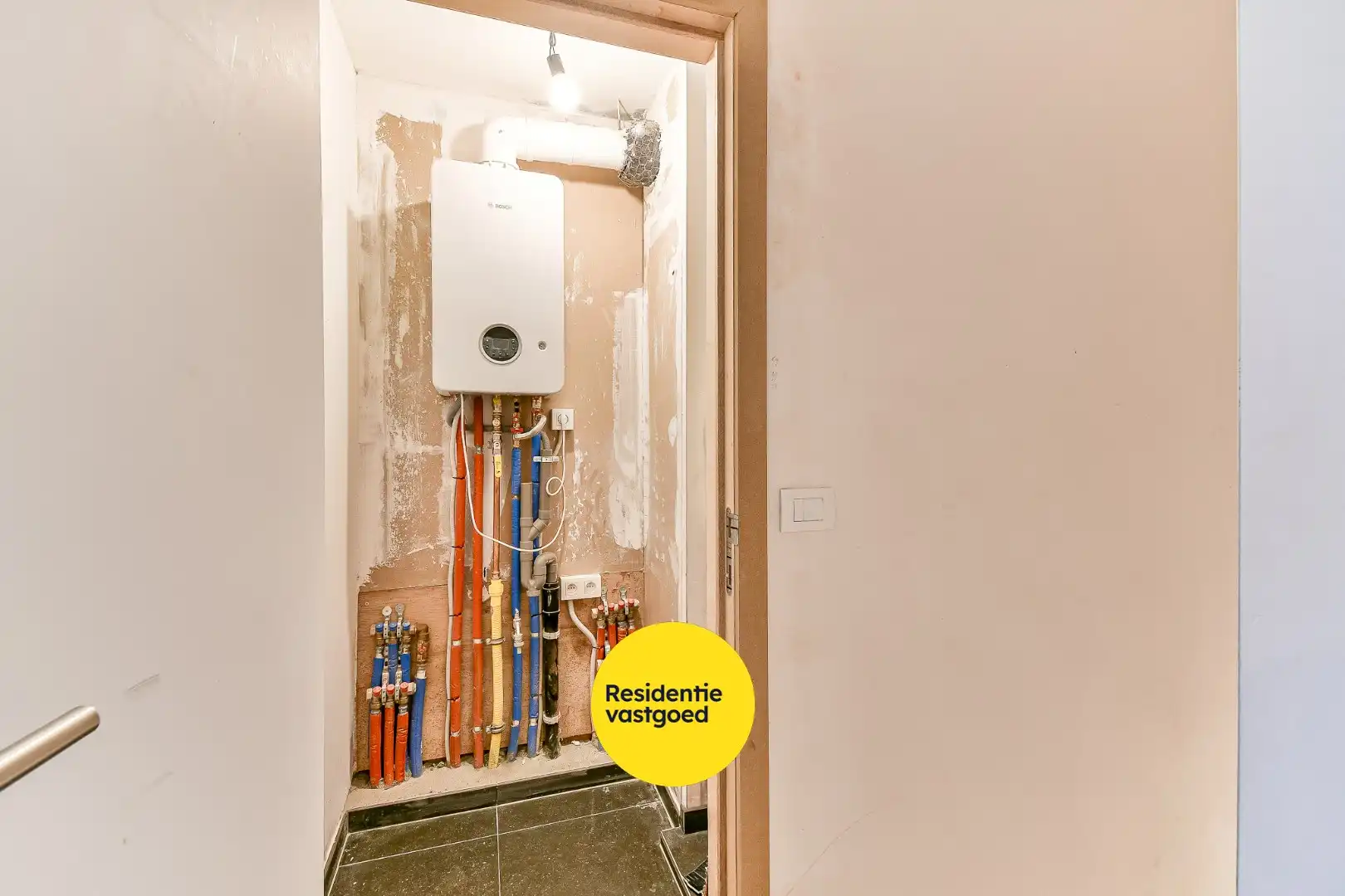 Recent duplex-appartement met standplaats foto 20