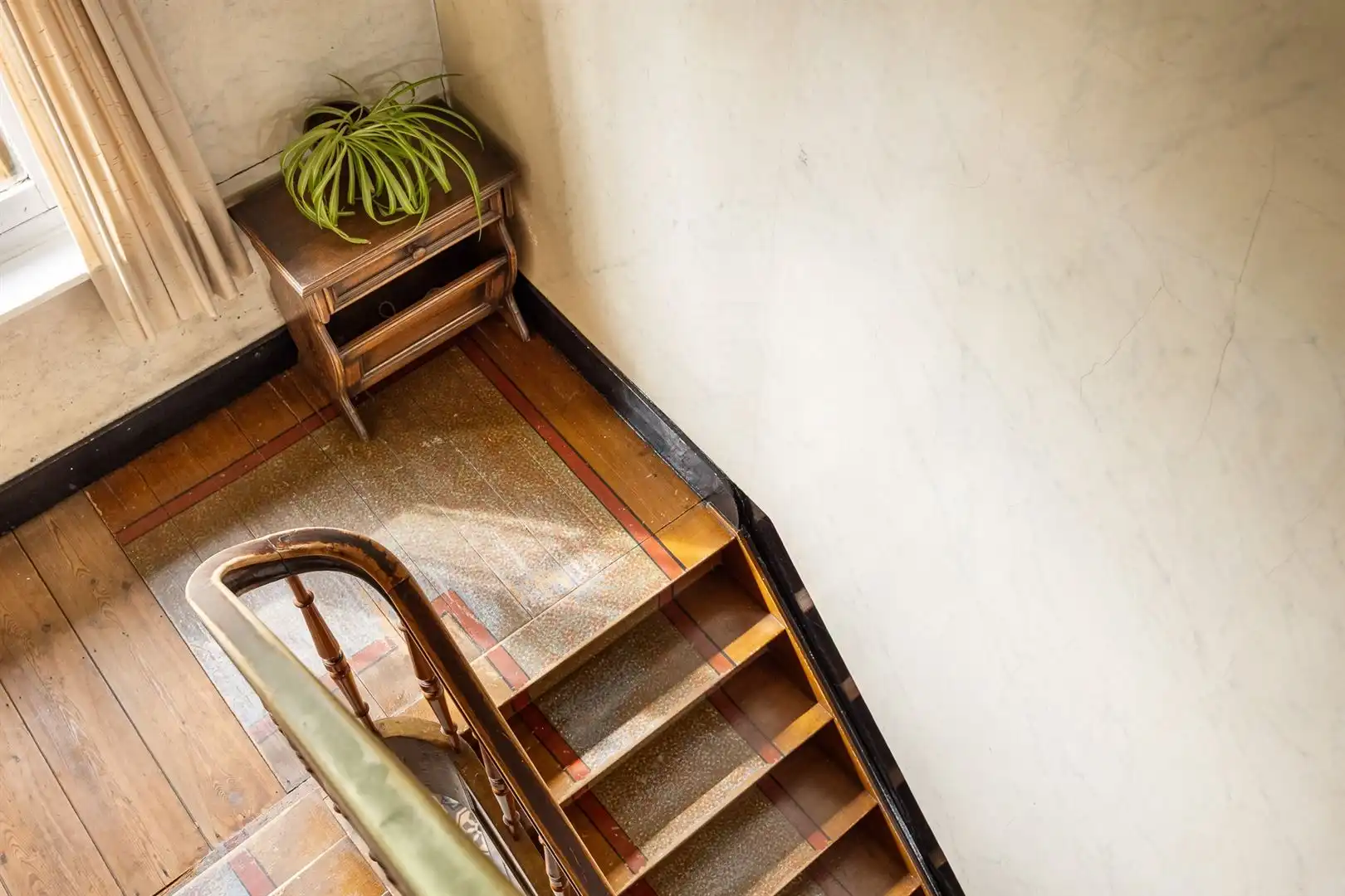 Karakterwoning met tuin en garage op een topligging! foto 16