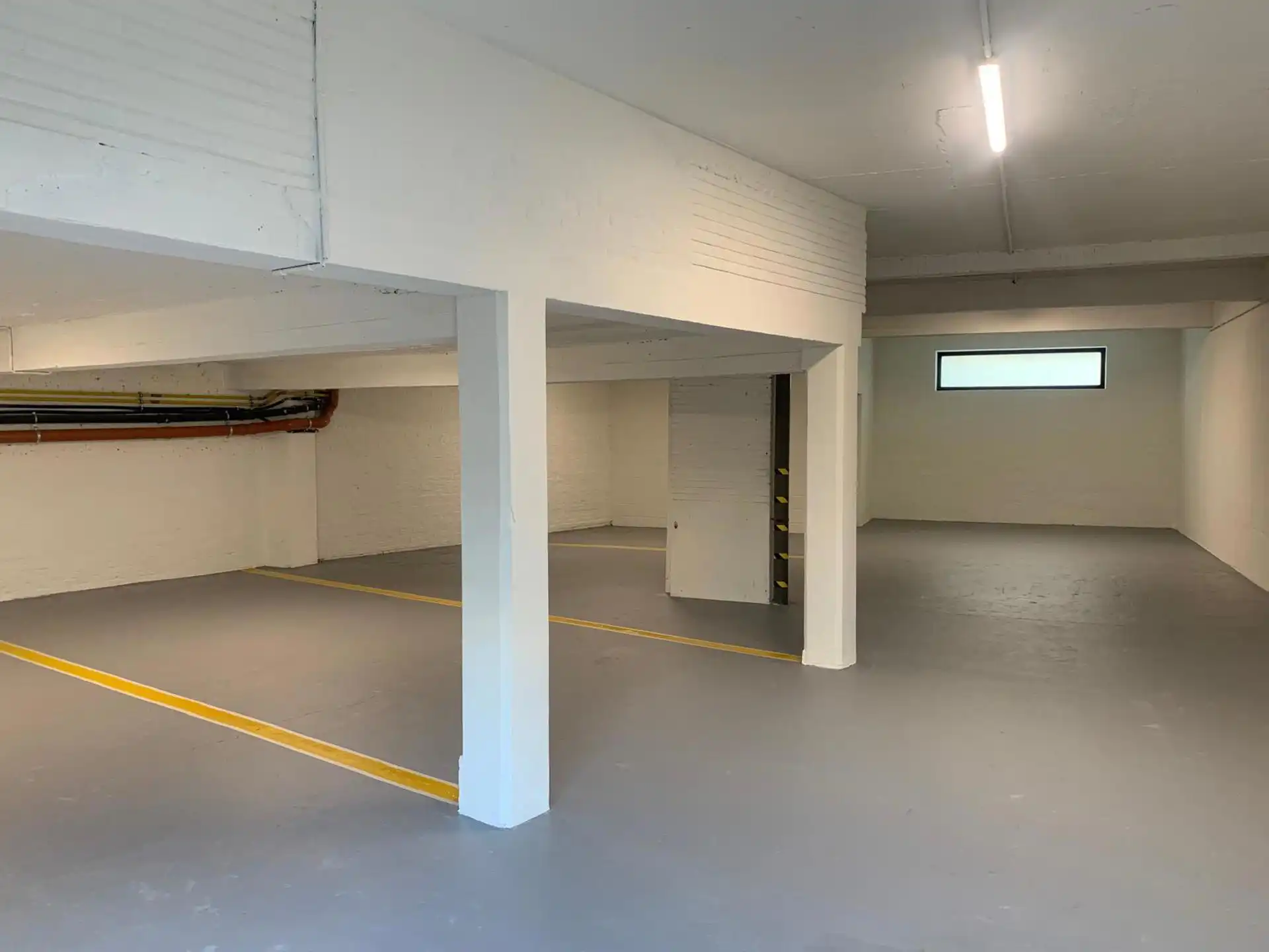 DEURNE - Ruime kantoorruimte met groot terras en parking foto 20