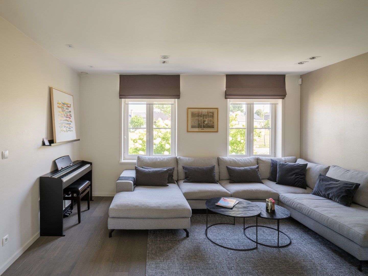 Exclusief wonen in rust en comfort – instapklare villa met zwembad in doodlopende straat foto 9