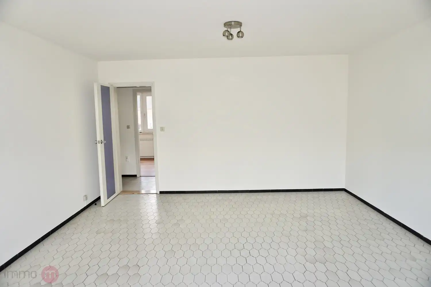 Rustig gelegen appartment met 2 slaapkamers foto 6