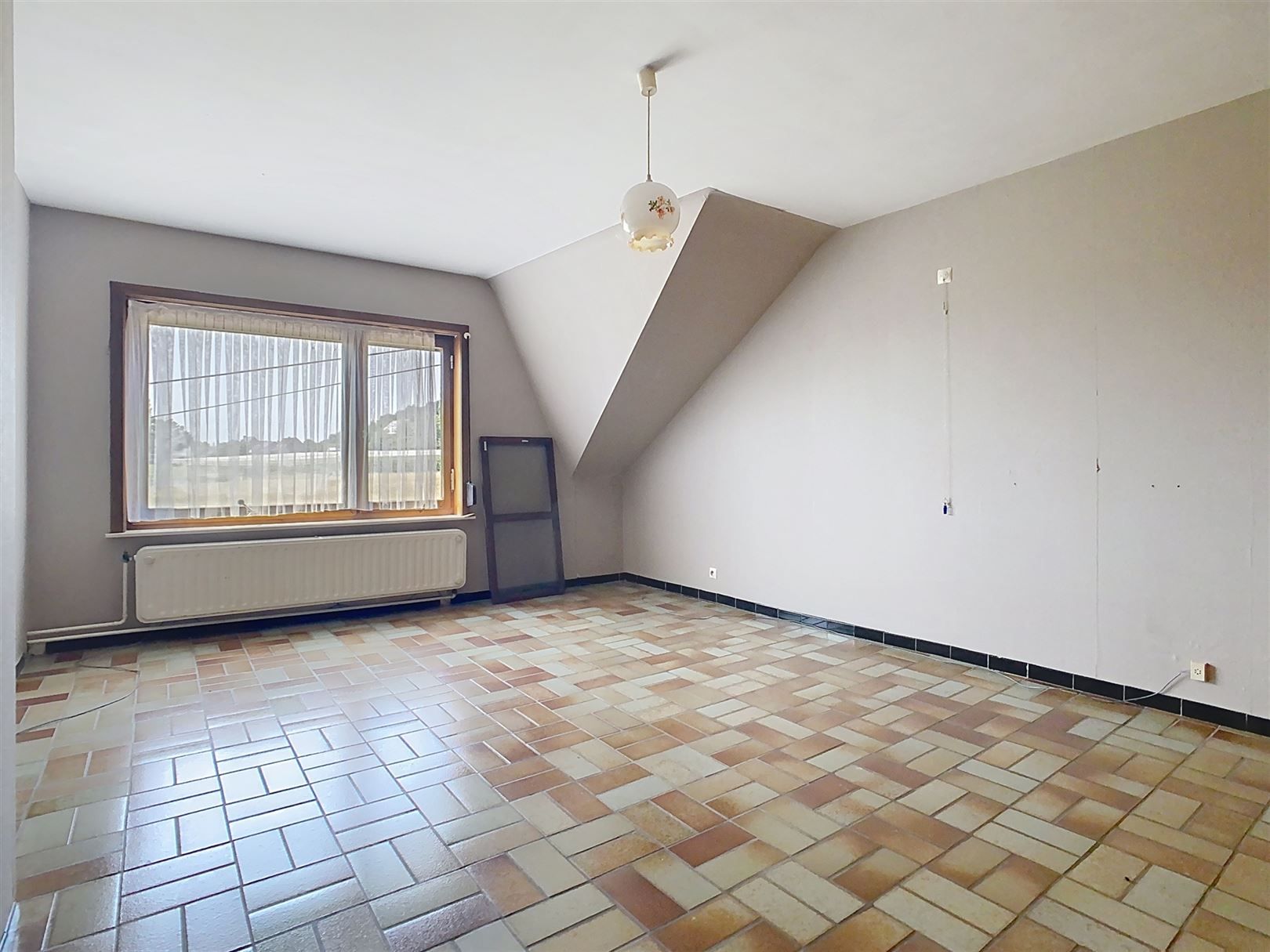 Ruime woning, 3 slpks (+ inrichtb zolder), tuin, 9a 53ca  foto 24