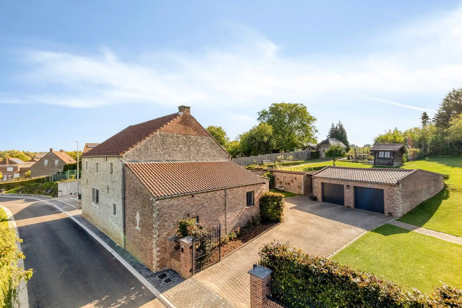 Mooie, ruime woning met tuin in Hoegaarden foto 2