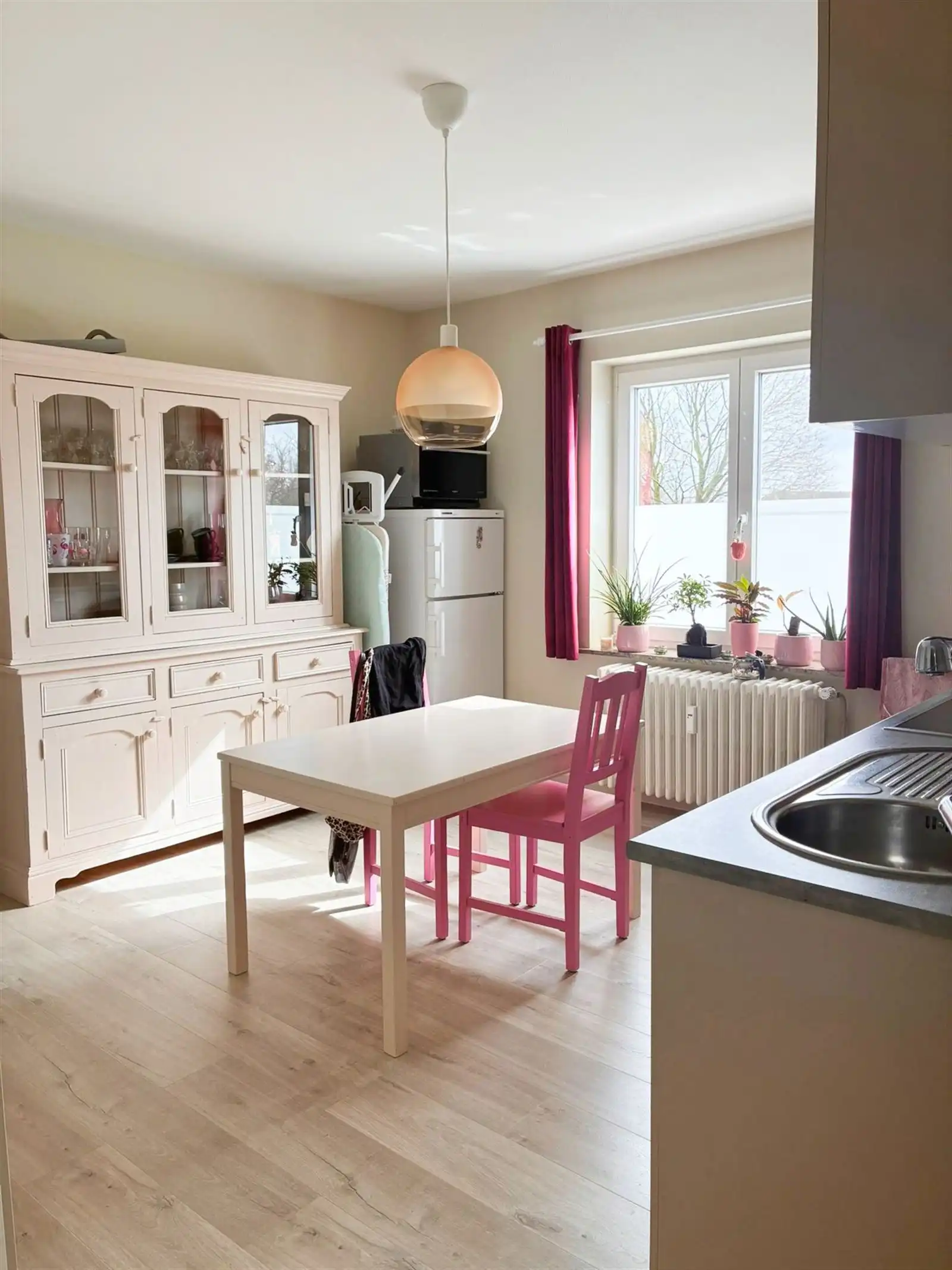 Ruim appartement met twee slaapkamers   foto 4