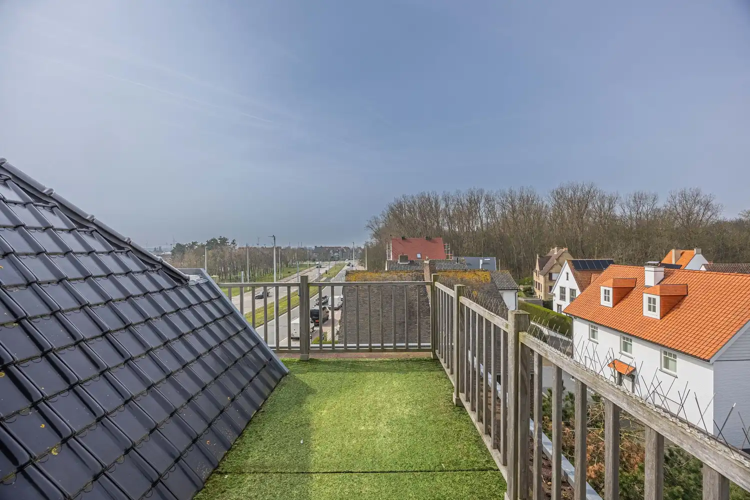 Exclusieve gerenoveerde koppelvilla vlak bij zee met 8 slaapkamers foto 32