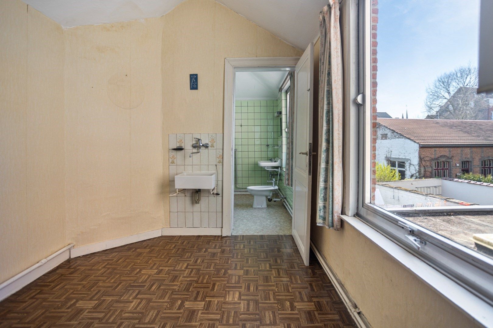 Ruime herenwoning met 8 slaapkamers, ruime tuin en garage in het centrum van Leuven – EPC 316 kWh/m² - bewoonbare opp. 283 m² foto 14