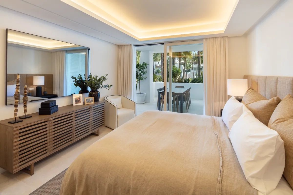 Exclusieve luxe in Marbella: prachtig appartement in het iconische Puente Romano Resort foto 8